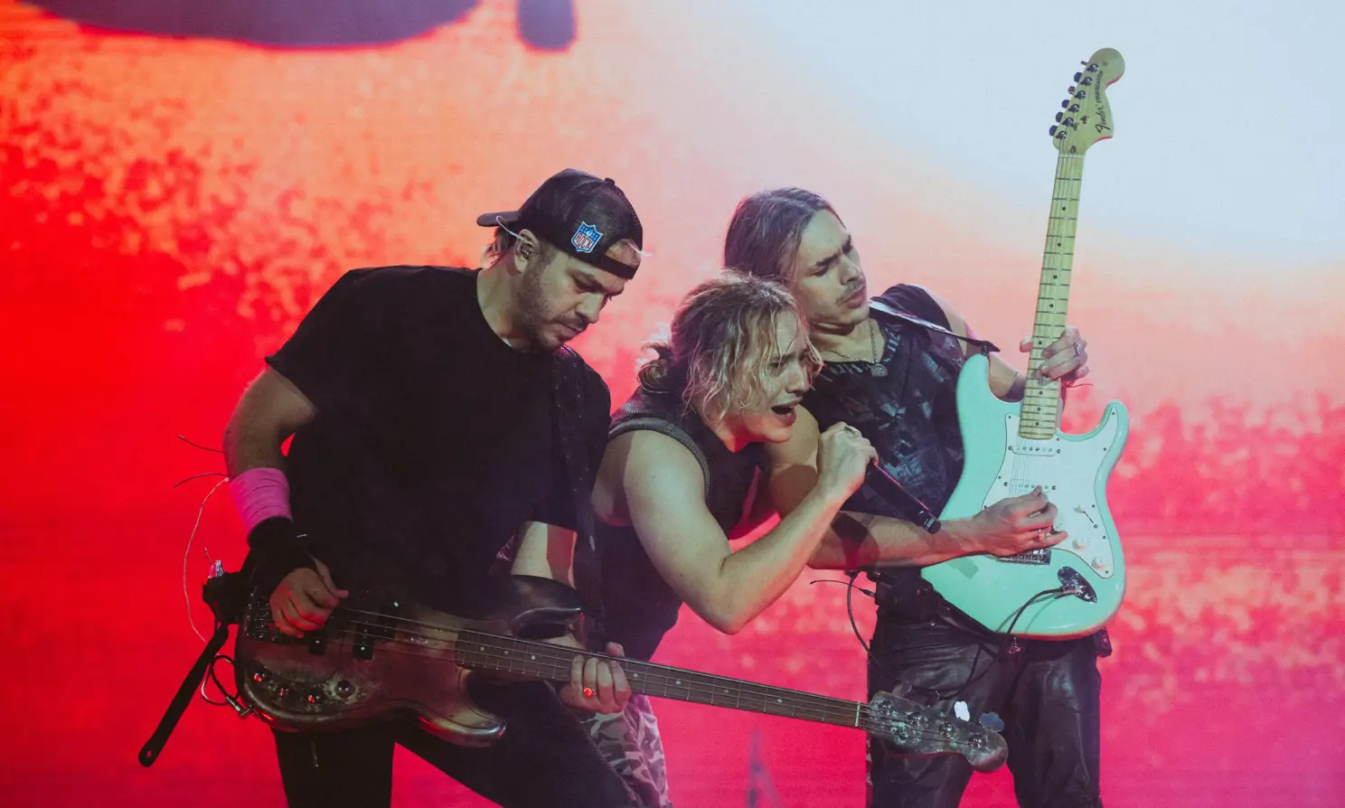 AIRBAG llega a Quito con su gira internacional “El Club de la Pelea”